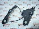 Citroen C4 X Sol Ön Cam Krikosu 9832821680