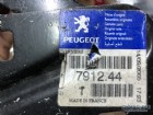 Peugeot 406 Kaput Menteşesi Sağ 791244